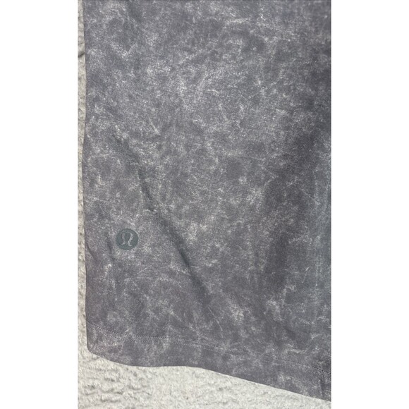 Lululemon T.H.E. Shorts Mens M Linerless 9" Running Gravel Dust Asphalt Gray - Picture 7 of 8